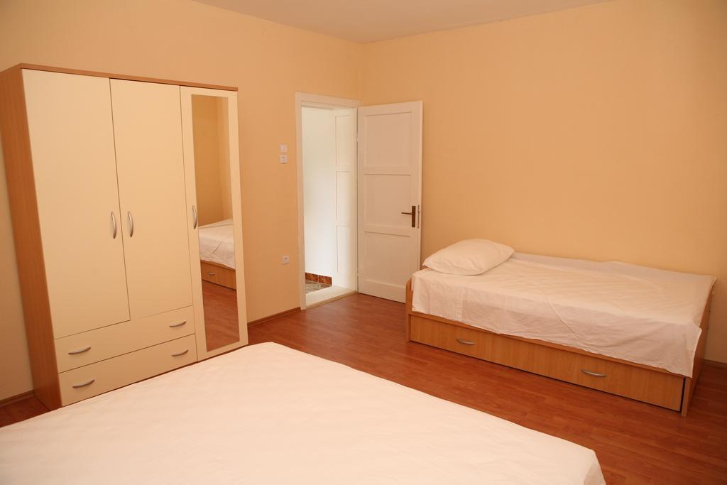 Apartments Radic Trogir Habitación foto