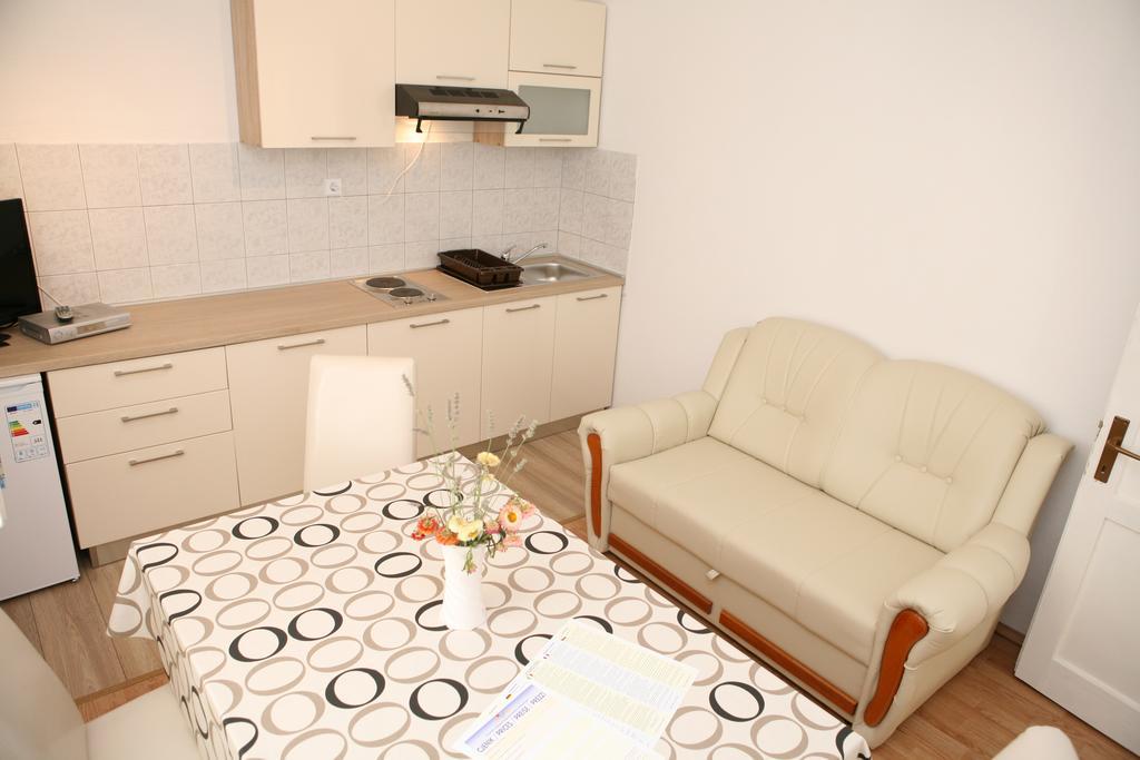 Apartments Radic Trogir Exterior foto
