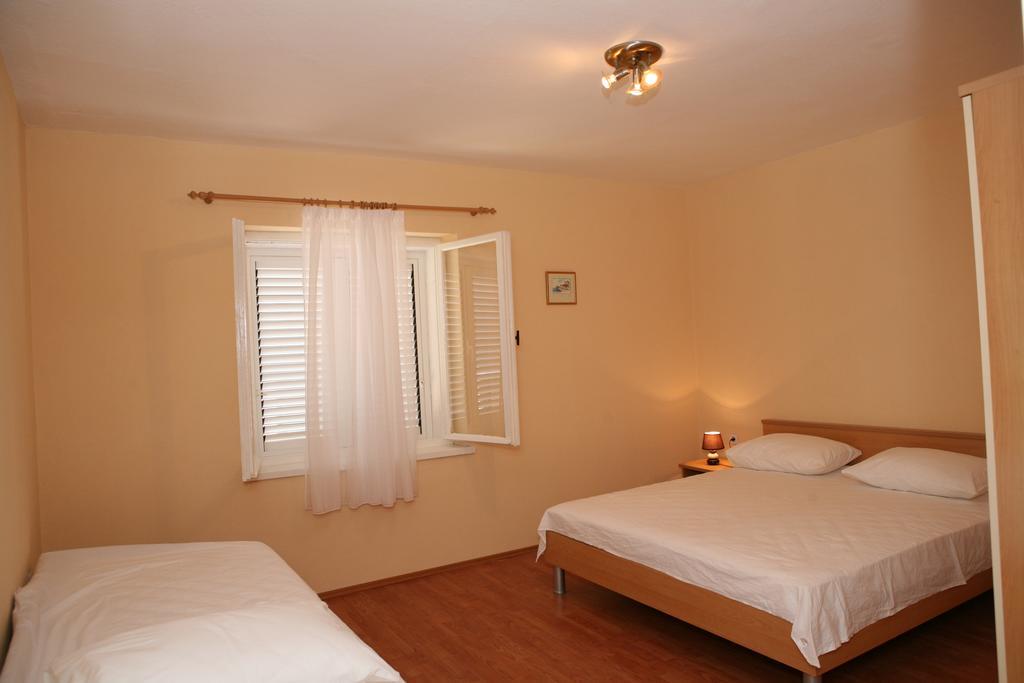 Apartments Radic Trogir Exterior foto